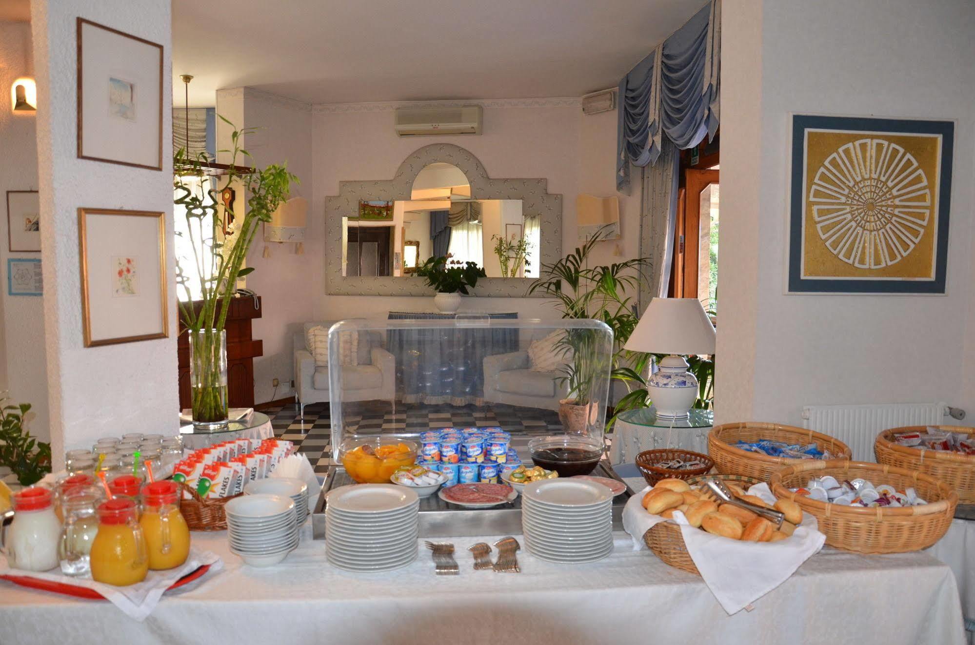 Hotel Della Punta 보르디게라 외부 사진
