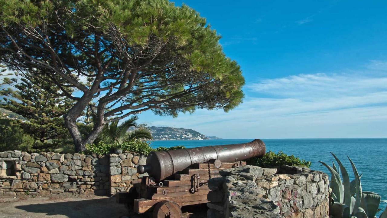 Hotel Della Punta 보르디게라 외부 사진